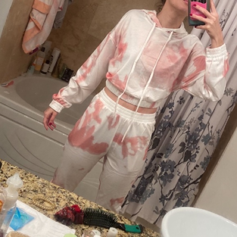 Tie-dye lounge set